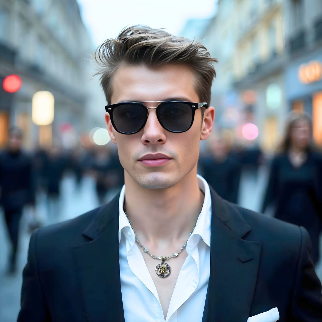 Collier homme- pendentif NOEUD VORKA™ : Le pendentif nœud celtique qui connecte votre destin
