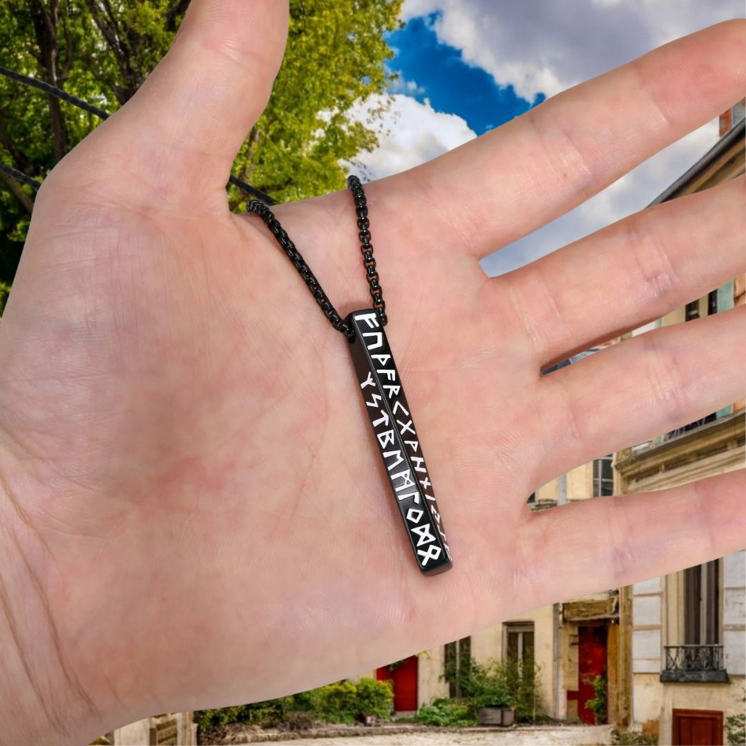 Collier homme- pendentif VORKY III™ le symbole Viking en bar torsadé