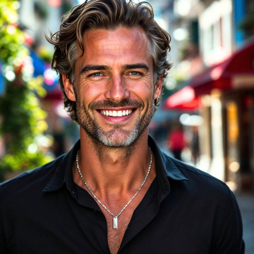 Collier homme- pendentif LINGOT POLI™ : L'accessoire ultime pour un look luxueux