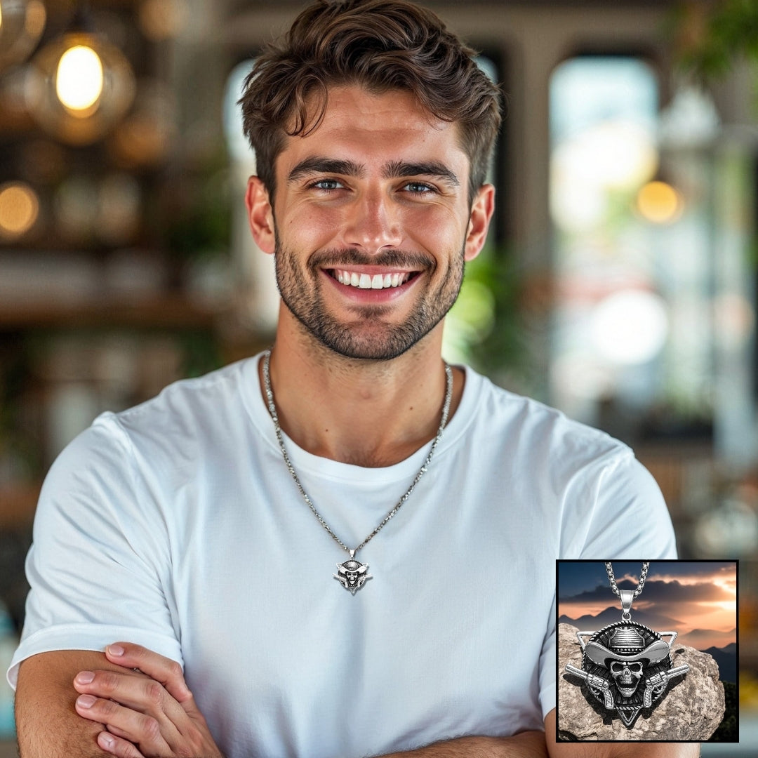 COLLIER-HOMME-PENDENTIF-COWBOY-BISTRO-BRAS-CROISÉS-JOUR