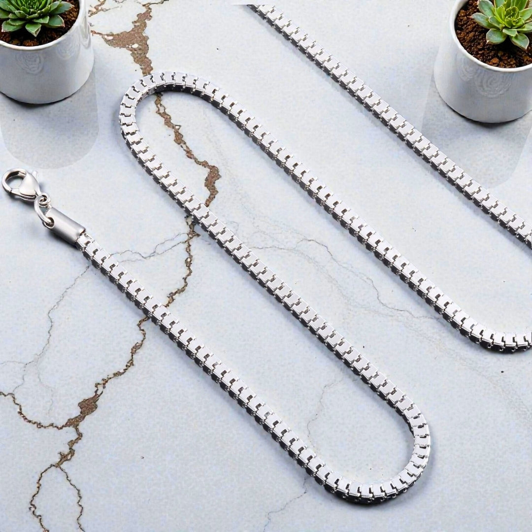 Chaine homme maillons carres maille venitienne variante argent