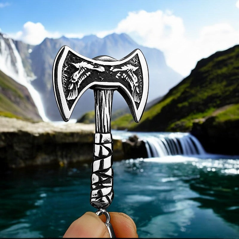 Collier-homme-pendentif-argent-viking-hache-chute-paysage-eau