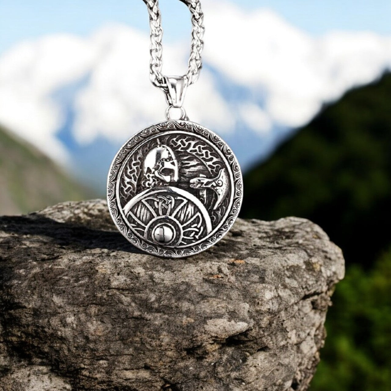 Collier homme, pendentif VORKA AXE™ viking acier variante