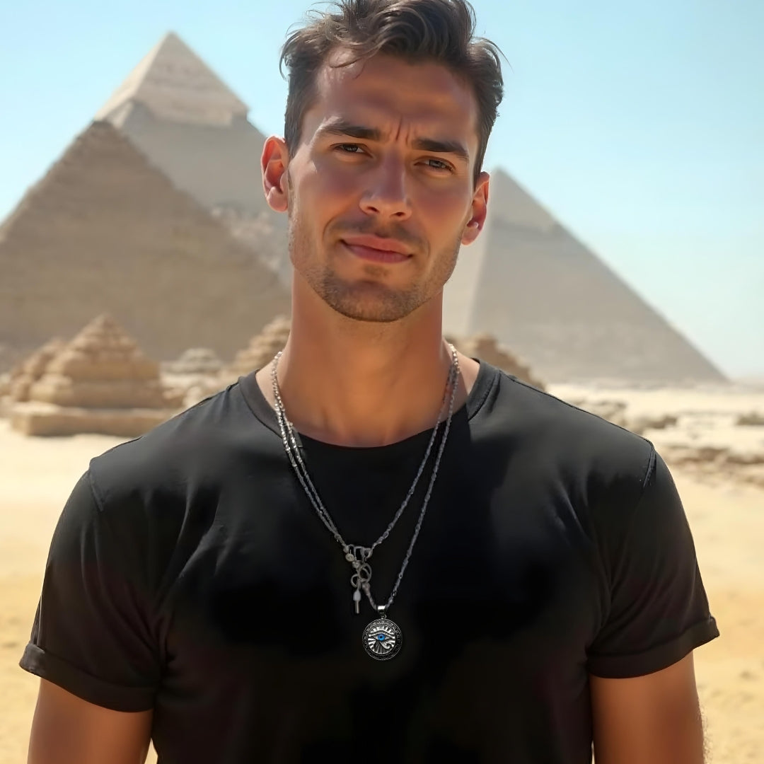 Collier-hommes-pendentif-NECKORUSII™-Le-Pendentif- Œil -d'Horus-Protecteur