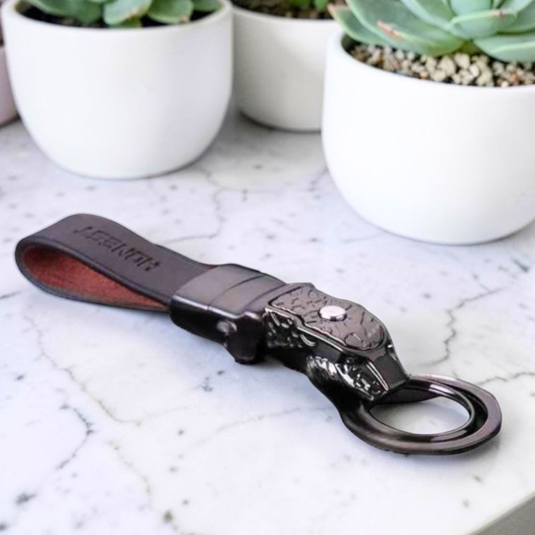 Porte clé en cuir, "Félin Impérial" variante brun noir