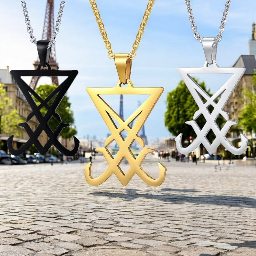 Collier-homme-pendentif-satalace-noir-or-argent-Paris