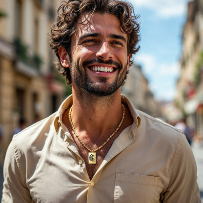 Collier homme- pendentif LÉOLOOK™  ; Collier tête de Lion gravé sur plaque