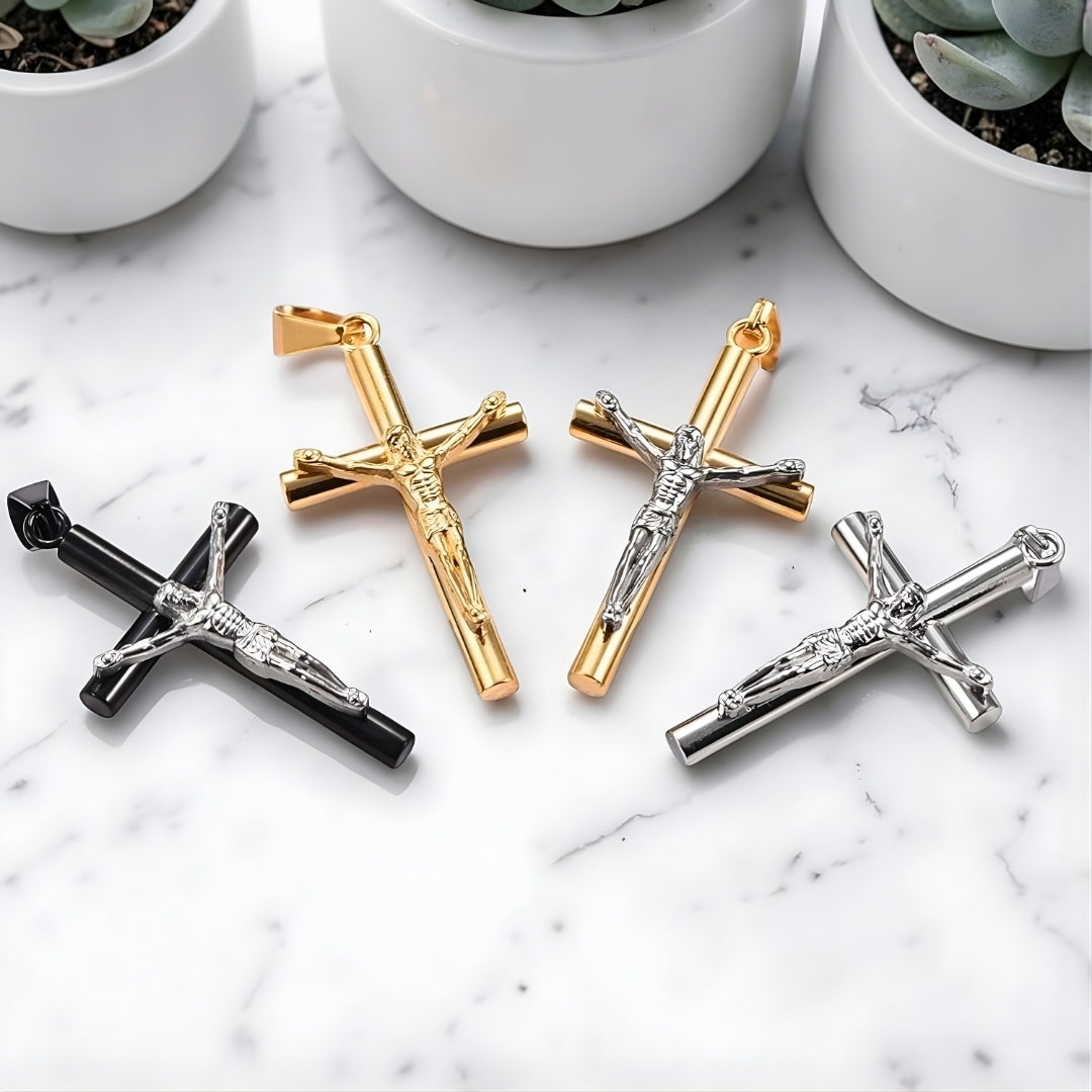 Collier homme, pendentif croix "Le Crucifix des Braves"| Massif