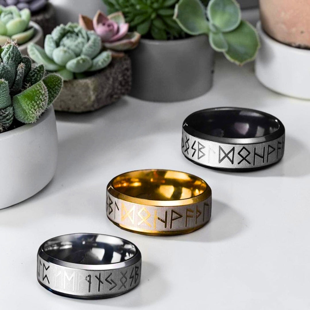 Bague homme, Alliance Viking Futhark en Acier Bicolore trois variantes tables marbre 