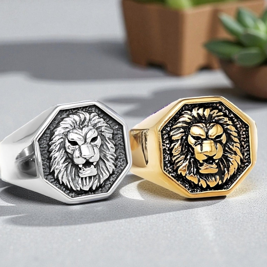 Bague homme LION RING™ argent dore table blanche plantes