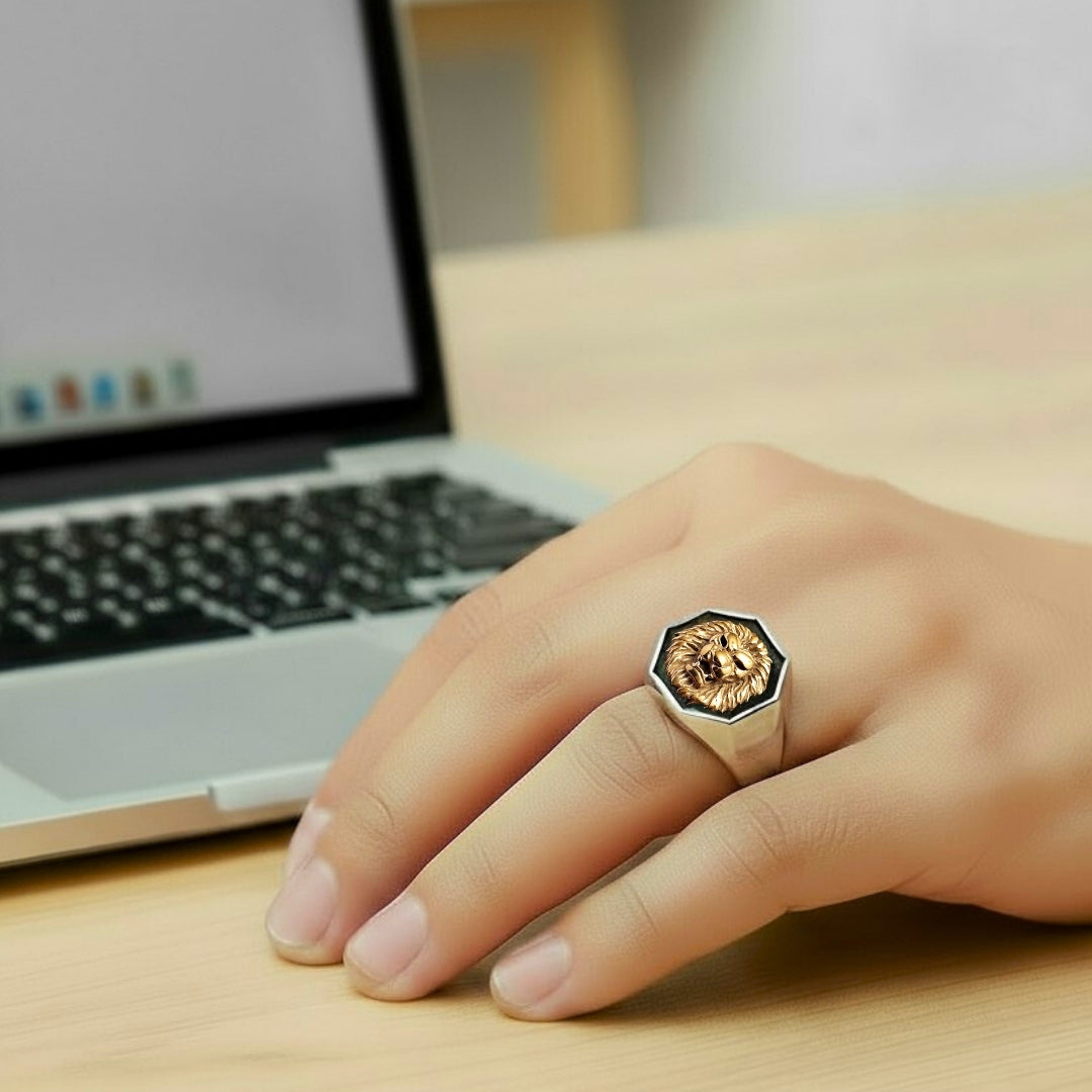 Bague homme LION RING™ dore argent ordinateur