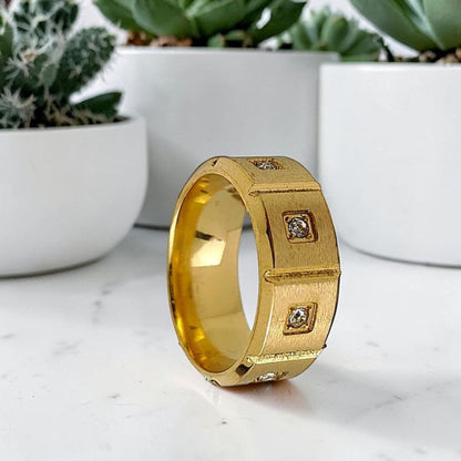 Bague homme élégante L'Anneau Souverain variante dore 