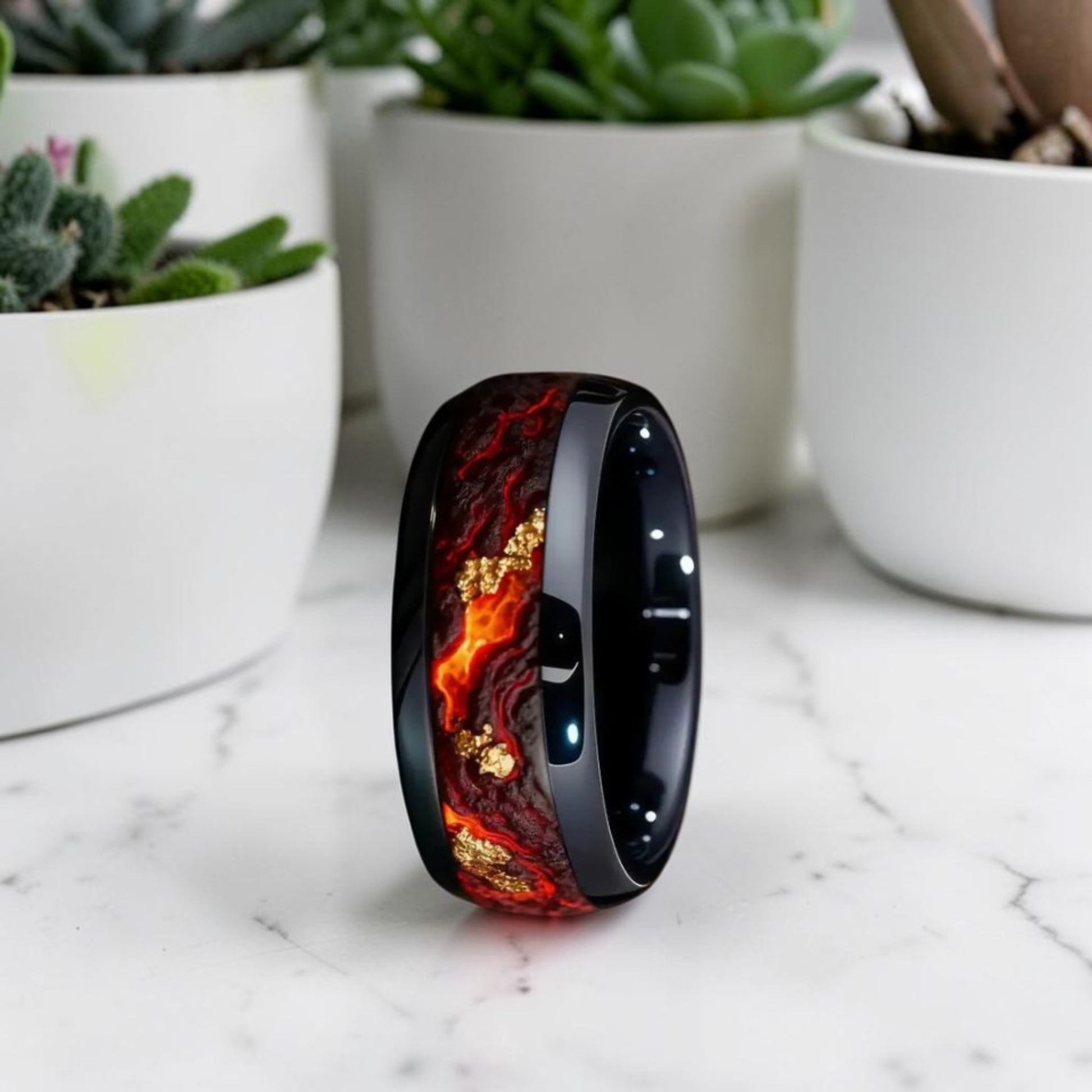 Bague pour homme L'Alliance Volcanique "Magma & Gold" anneau vertical