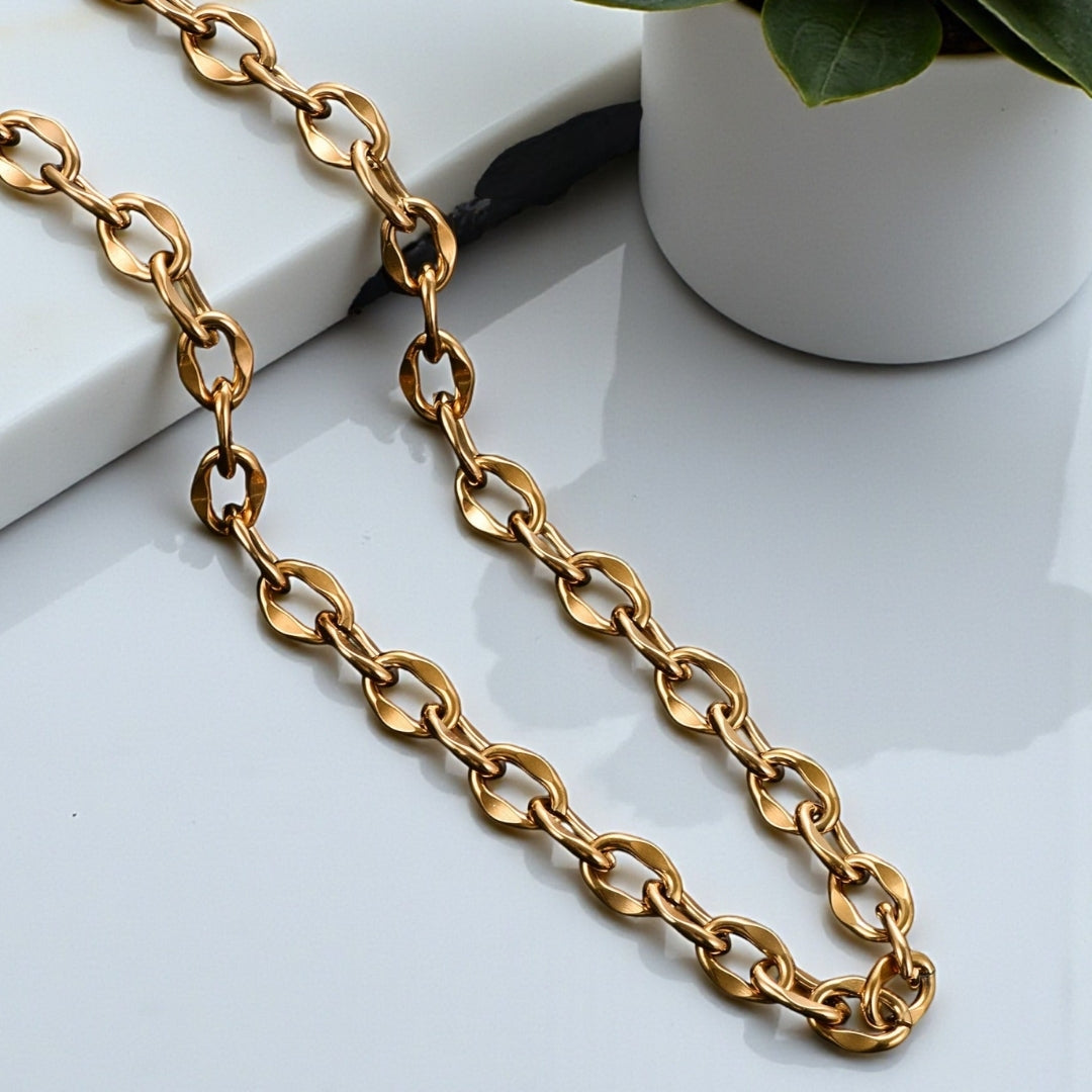 Bracelet Homme Maillon Cheval dore presentation details 7 mm