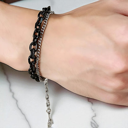 Bracelet homme- DOUBLE SEA CHAINS noir poignet homme table marbre main