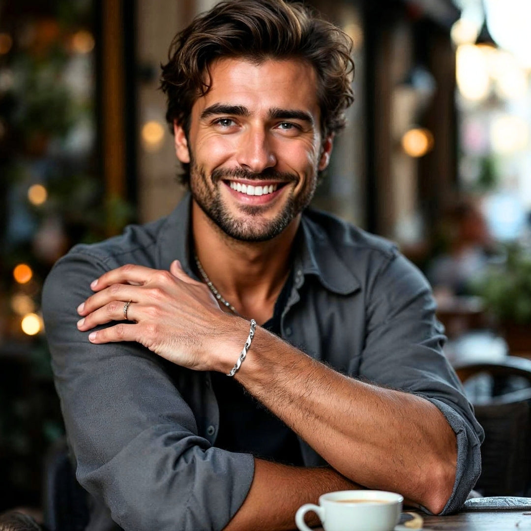 Bracelet homme WAVE LINKS™ argent chemise grise cafe