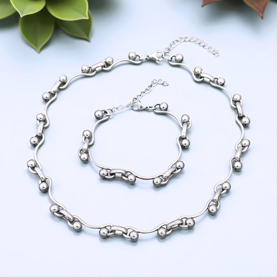 Bracelet homme billes ondulées WAVELINK presentation plat table blanche collier 