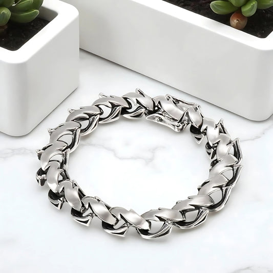 Bracelet homme luxe- BRIO presentation table blanche plantes