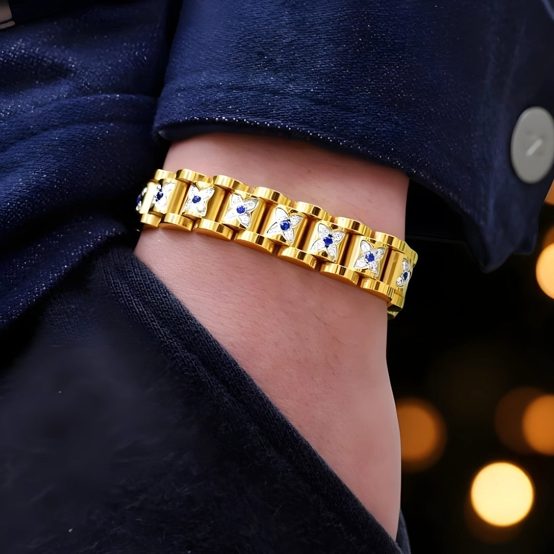 Bracelet homme luxe SEVOZIRK dore poignet blouson bleu fonce
