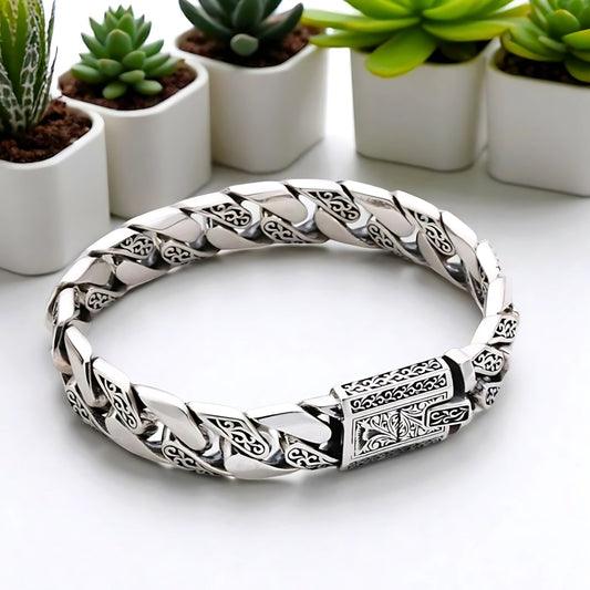 Bracelet homme luxe fleurs de lys table blanche plantes presentation