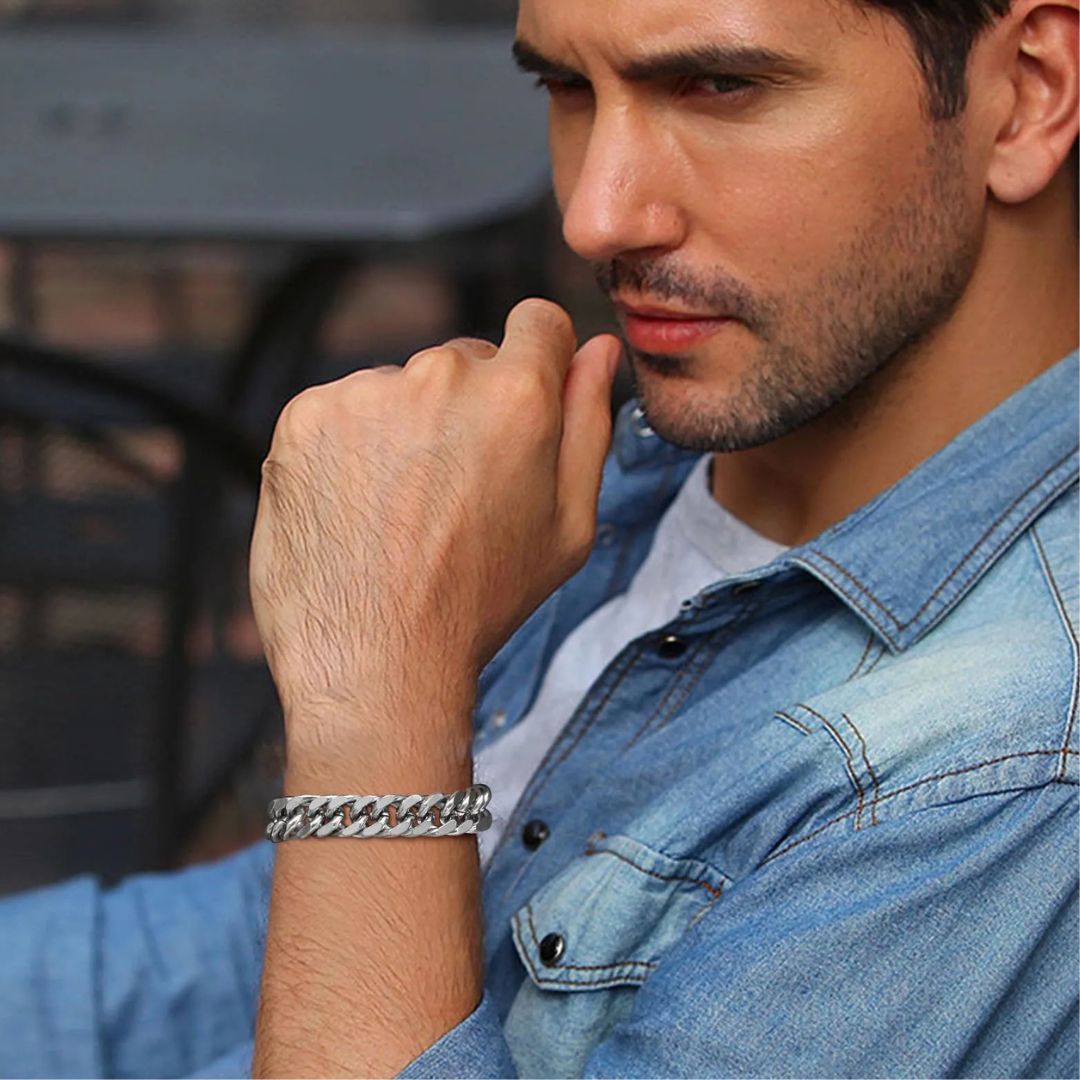 Bracelet homme luxe maillon MIAMI-CUBANO™ argent chemise denim 