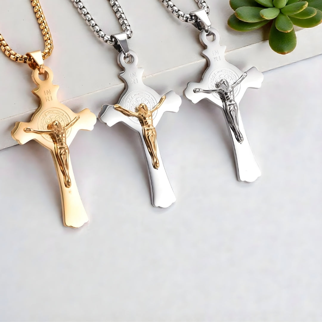 COLLIER HOMME CROIX DE SAINT BENOÎT CRUCIFIX trois variantes dore argent bicolore