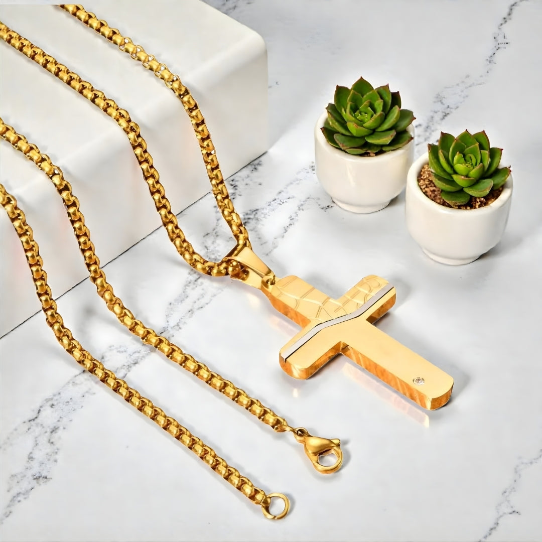 COLLIER HOMME, PENDENTIF CROIX HORIZON EN ACIER TEXTURÉ variante dore