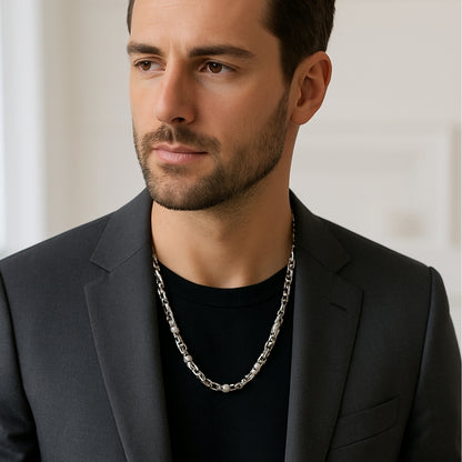 Chaîne homme byzantine RLX argent homme elegant blouson gris 