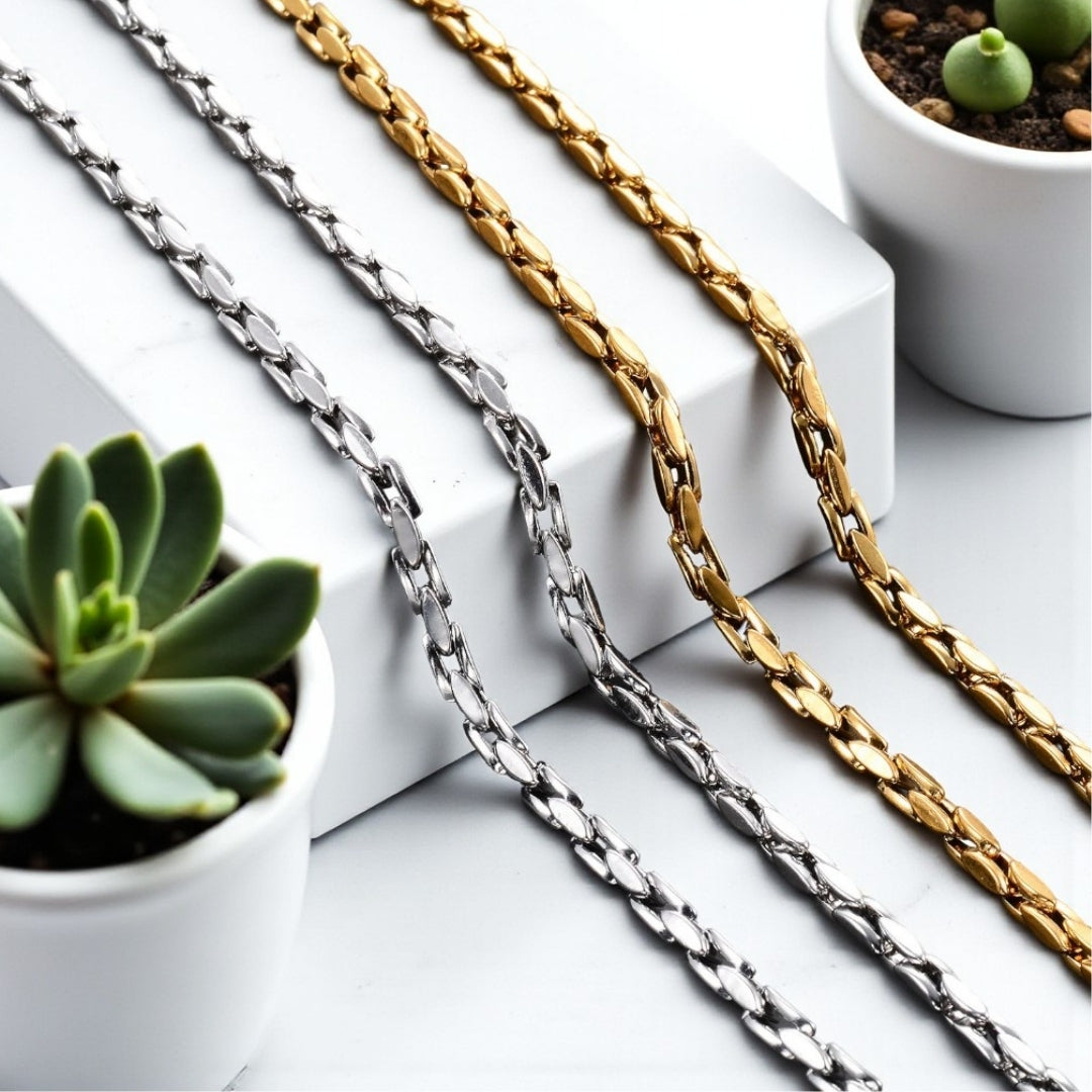 Chaine homme. Collier maillons carrés et ovales 4 mm argent dore longueur