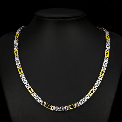Chaine homme BYZANTINE CROIX or argent presentation noir