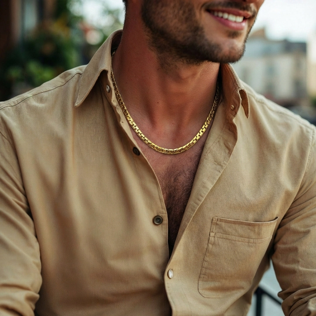 Chaine_homme_Venitienne_Carree_Box_Chain_dore_chemise_mode