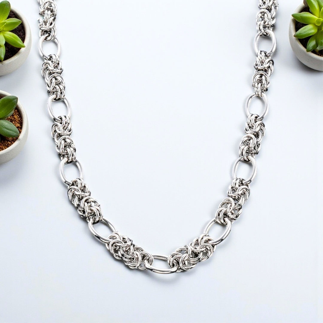 Chaine homme collier à maillons entrelaces et alternes variante argent