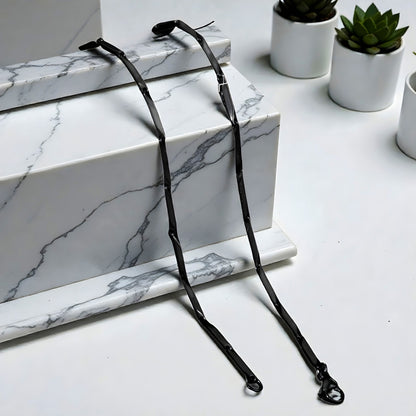 Chaine homme maillons allonges noire table marbre 2 mm