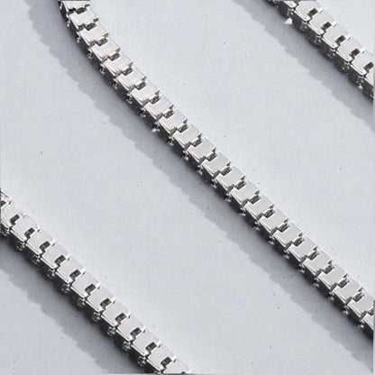 Chaine homme maillons carres maille venitienne variante argent details