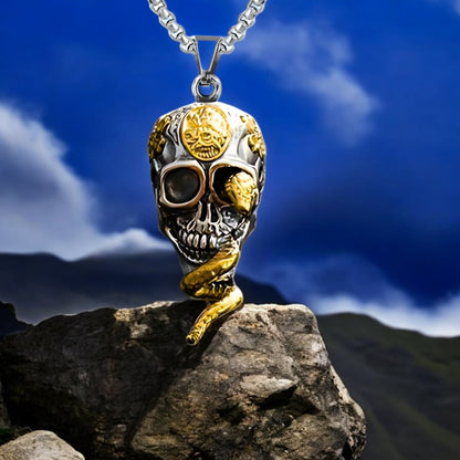 Collier- homme- pendentif -SKULL SNAKE™- CRÂNE-TÊTE DE MORT-SKULL-SERPENT-OR-MONTAGNES-CIEL BLEU