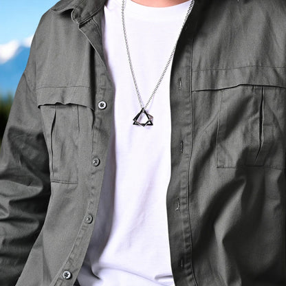 Collier-homme-pendentif-acier_inoxydable-g_om_trique-carr_-triangle-noir-homme-montagne-chemise