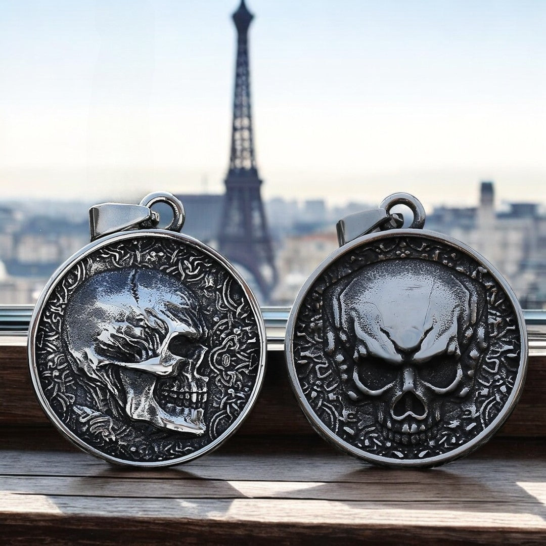 Collier-homme-pendentif-tête-de-mort-Paris-double-face-tour-Eiffel