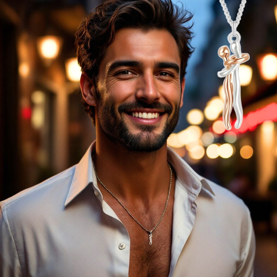 Collier COUPLE AMOUREUX pendentif couple homme femme homme élégant souriant extérieur soir argent rose