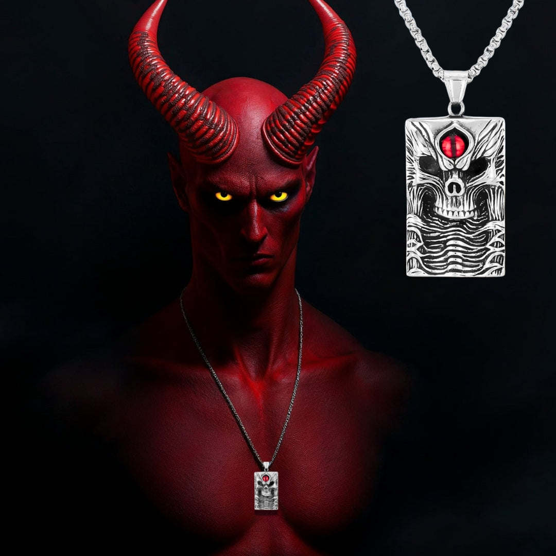 Collier homme- pendentif- tête de mort- skull- démon- ambiance-dark