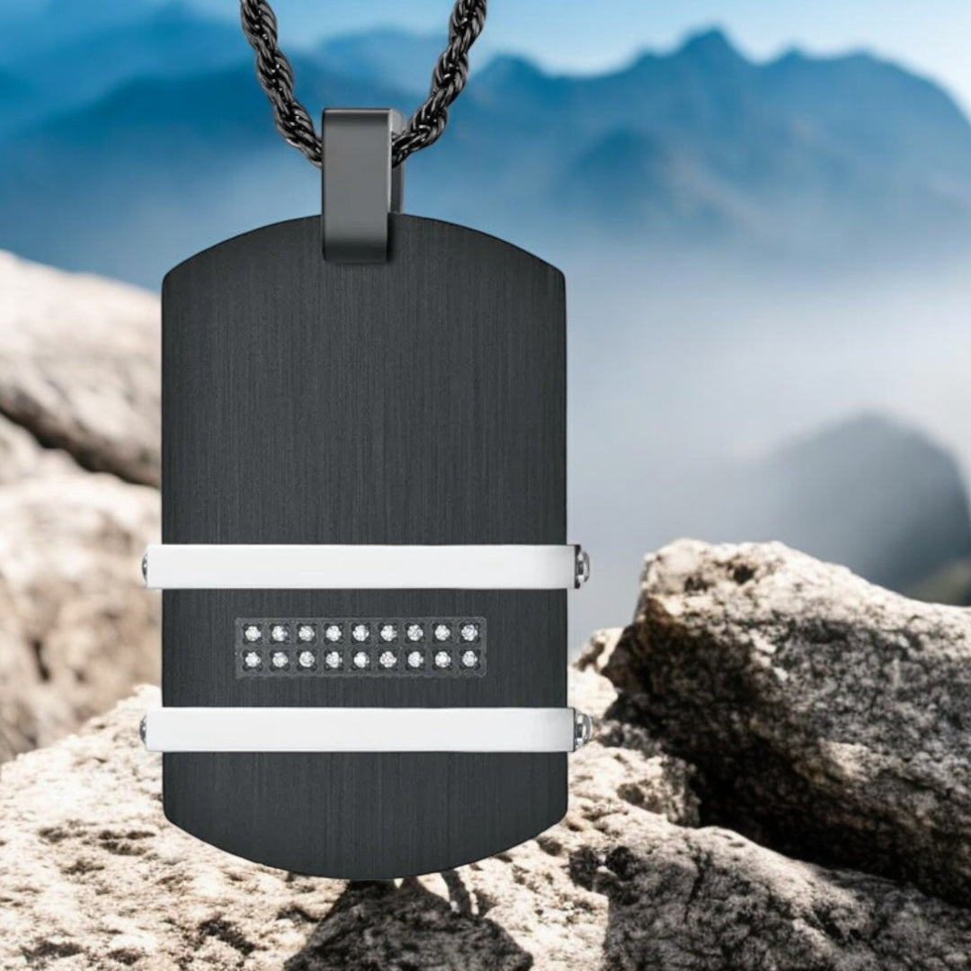 Collier homme-pendentif-plaque militaire-de luxe-noir-argent-montagne