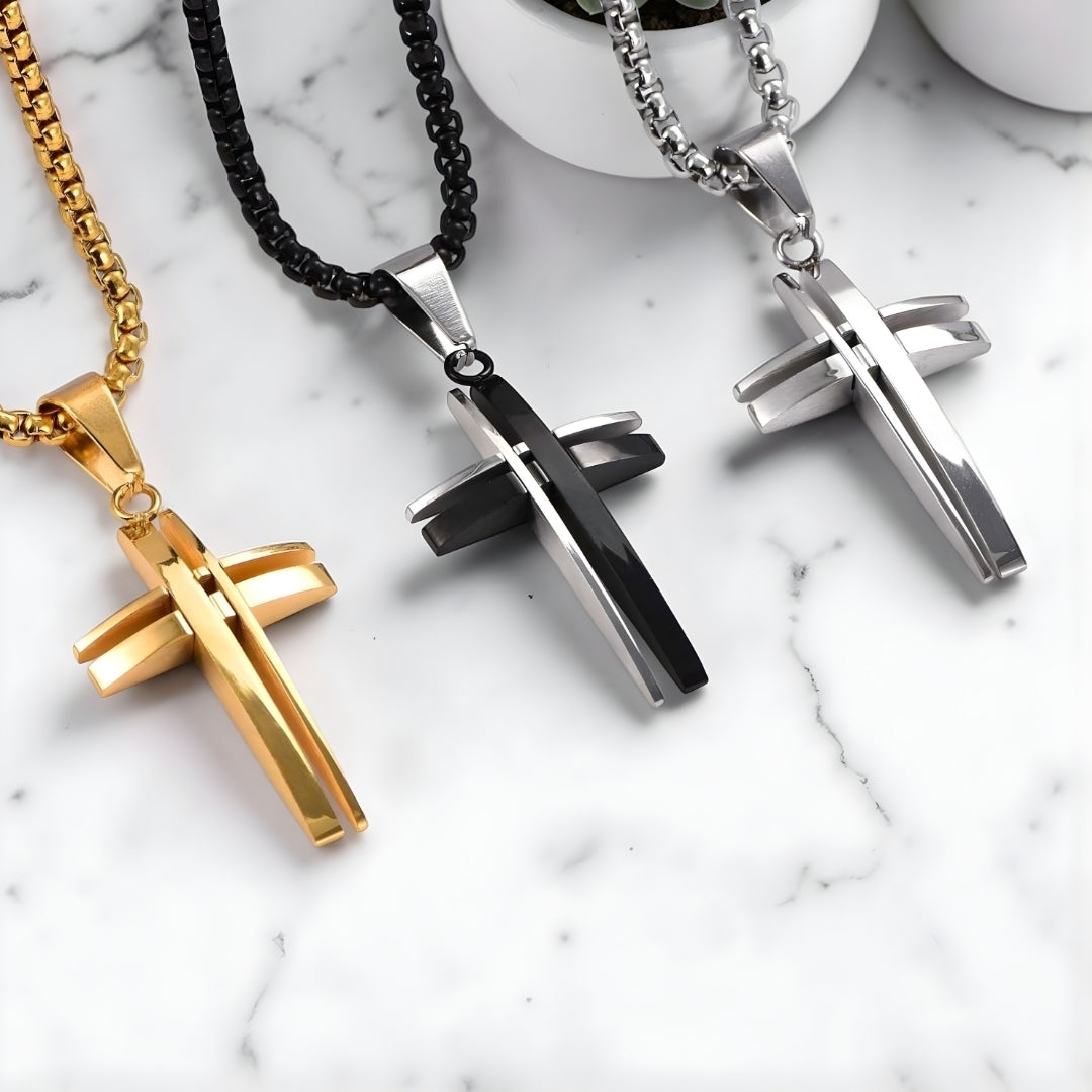 Collier homme, Pendentif Croix "Convergence" trois variantes dore argent noir avec chaine