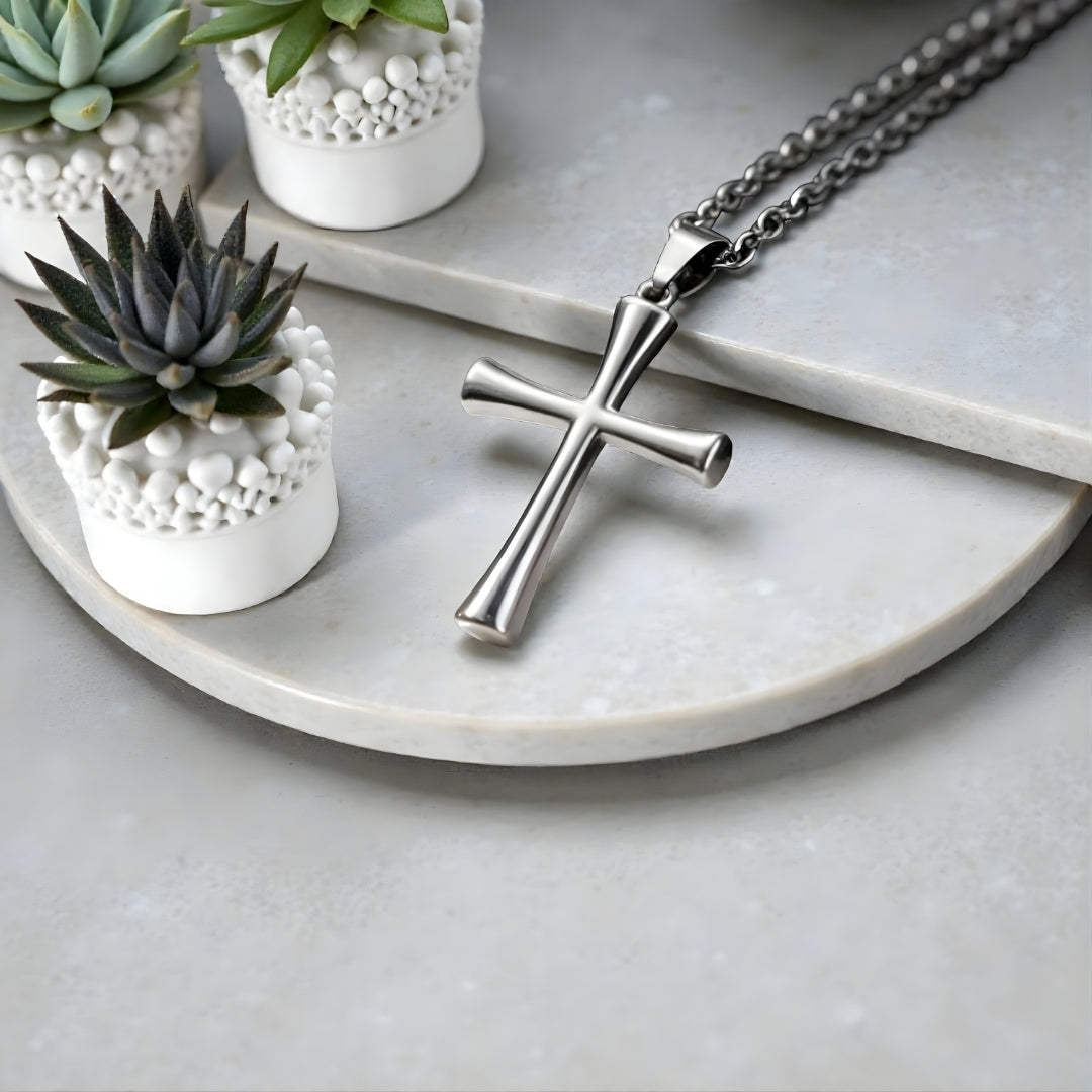 Collier homme, pendentif Croix Aura Moderne argent presentation variante