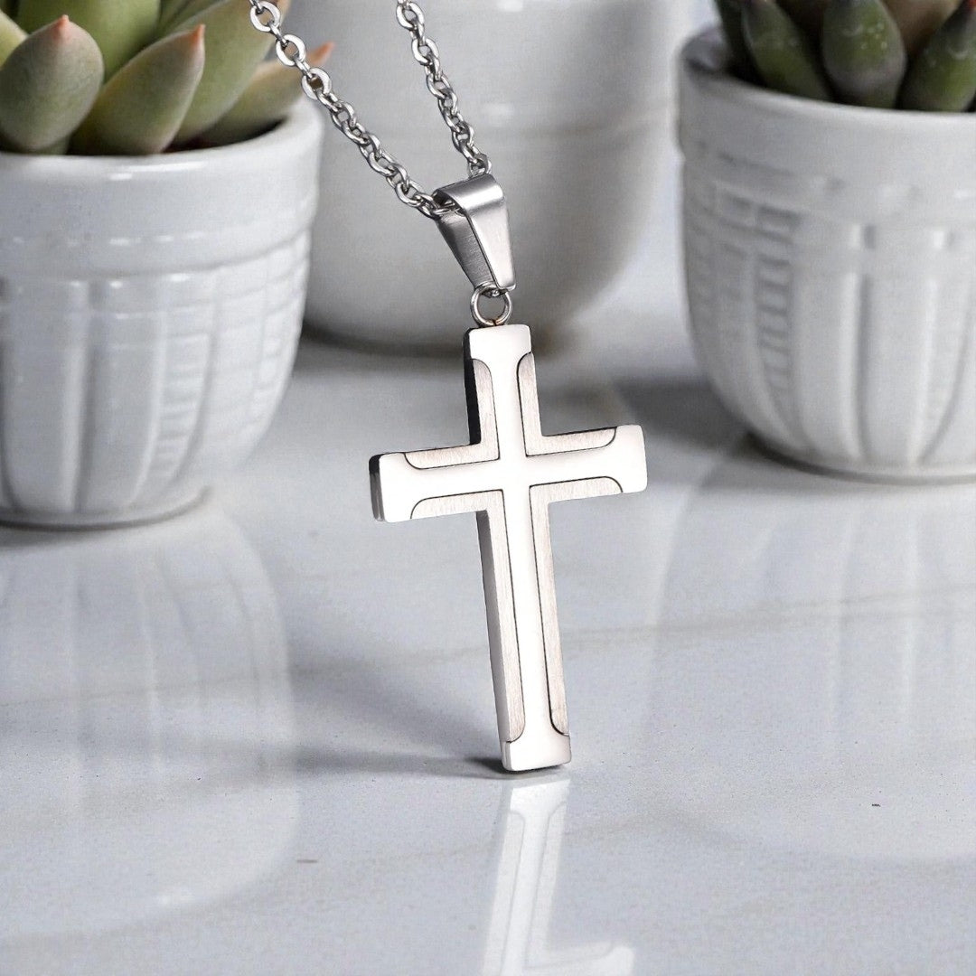 Collier homme pendentif Croix à Bords evases variantes argent