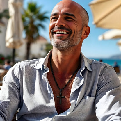 Collier homme, pendentif Croix Gladius" noir chemise mode homme mature