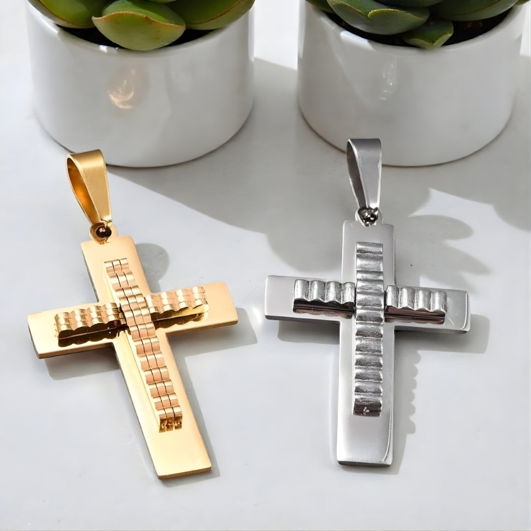 Collier homme pendentif Croix "Éclipse" argent dore table blanche plantes