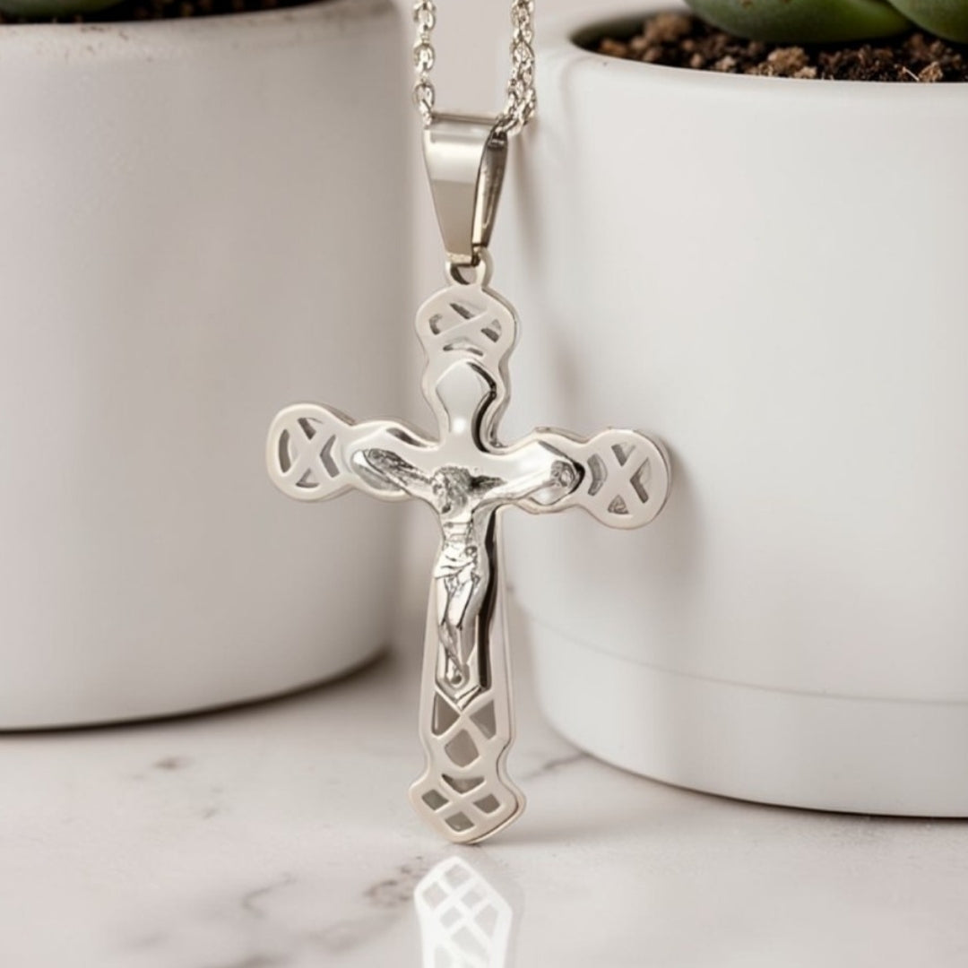 Collier homme pendentif Croix de l'Alliance Crucifix variante argent