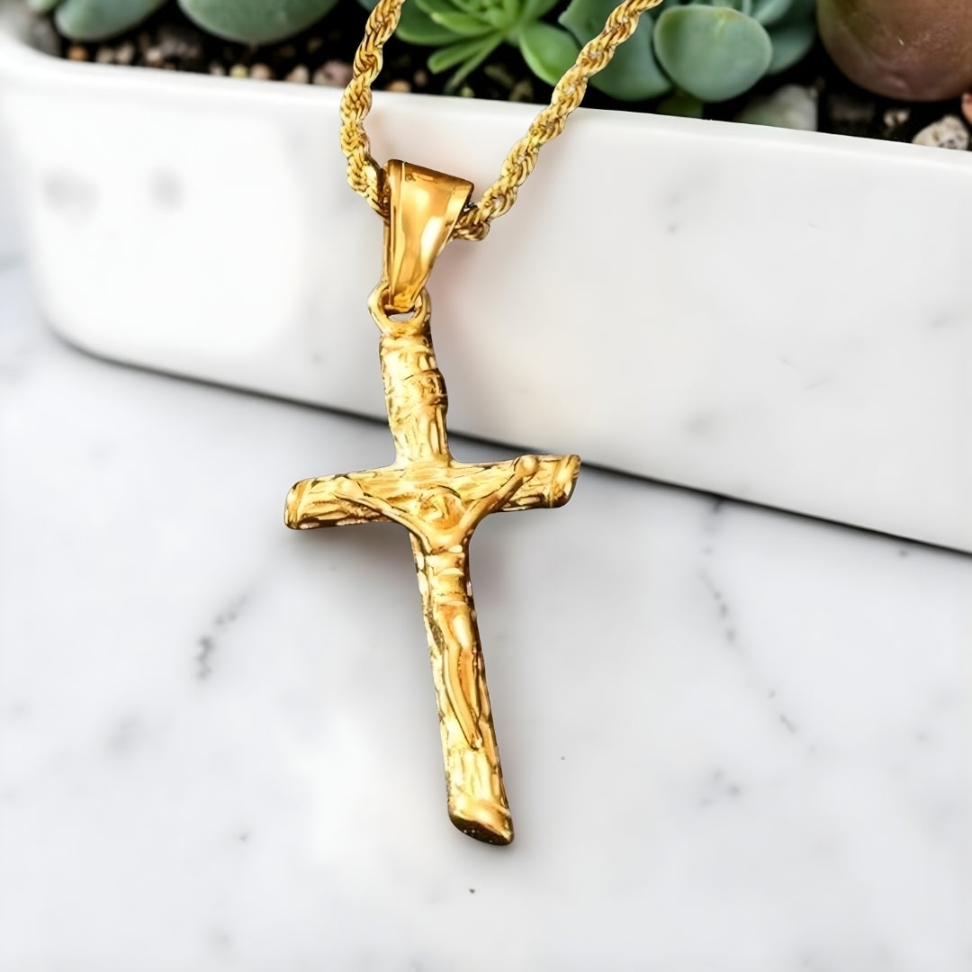 Collier homme, pendentif "Croix de la Rédemption" variante dore