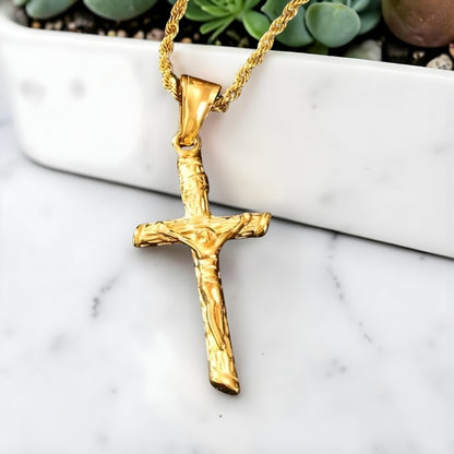 Collier homme, pendentif "Croix de la Rédemption" variante dore