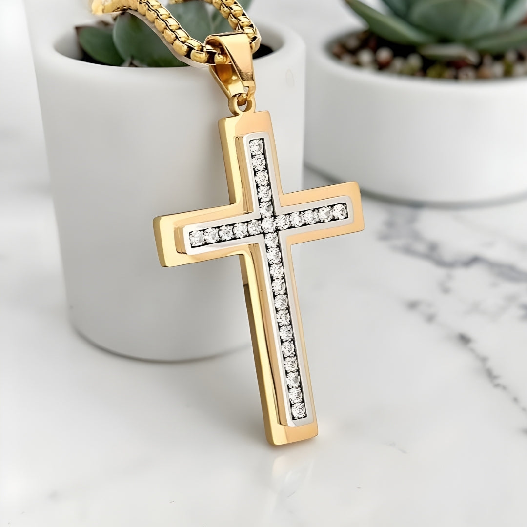 Collier homme pendentif Croix "eclat eternel" variante dore