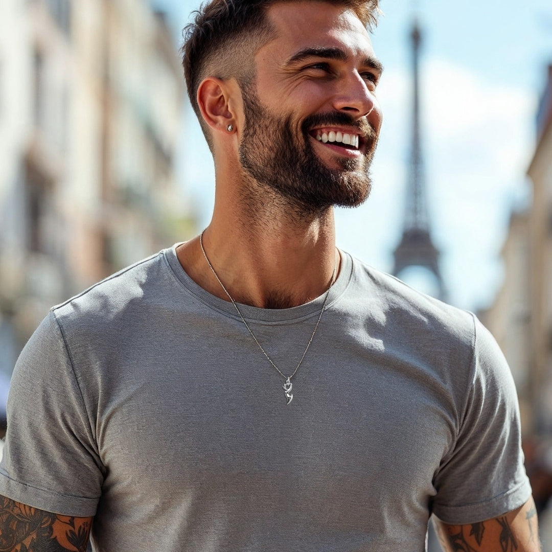 Collier homme, pendentif DRAGON TRIBAL™ t-shirt gris Paris